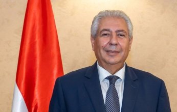 السفير المصري بالكويت يهنئ ولي العهد بذكرى توليه المنصب