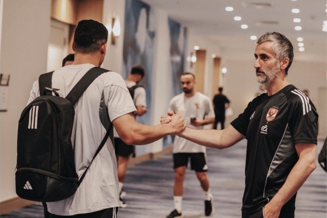 الأهلي يخوض مران خفيف قبل ودية باتشوكا المكسيكي الأهلي يخوض مران خفيف قبل ودية باتشوكا المكسيكي