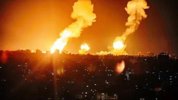 سماع دوي انفجار في مدينة الأحواز جنوب غرب إيران سماع دوي انفجار في مدينة الأحواز جنوب غرب إيران