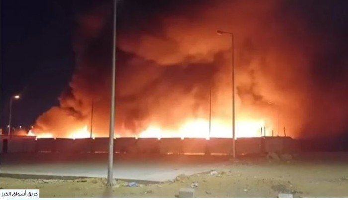 مصر.. حريق ضخم في سوق الخير بمدينة الشروق مصر.. حريق ضخم في سوق الخير بمدينة الشروق