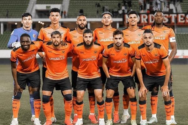 مواجهة قوية.. بث مباشر لمباراة نهضة بركان والاتحاد الإسلامي الوجدي في كأس التميز المغربي مواجهة قوية.. بث مباشر لمباراة نهضة بركان والاتحاد الإسلامي الوجدي في كأس التميز المغربي