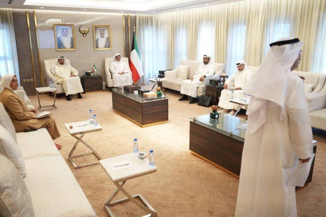 وزير الإعلام الكويتي: استراتيجية وزارة الإعلام (2026 - 2030) تبنى على ما تحقق من تقدم بنهج تشاركي وزير الإعلام الكويتي: استراتيجية وزارة الإعلام (2026 - 2030) تبنى على ما تحقق من تقدم بنهج تشاركي