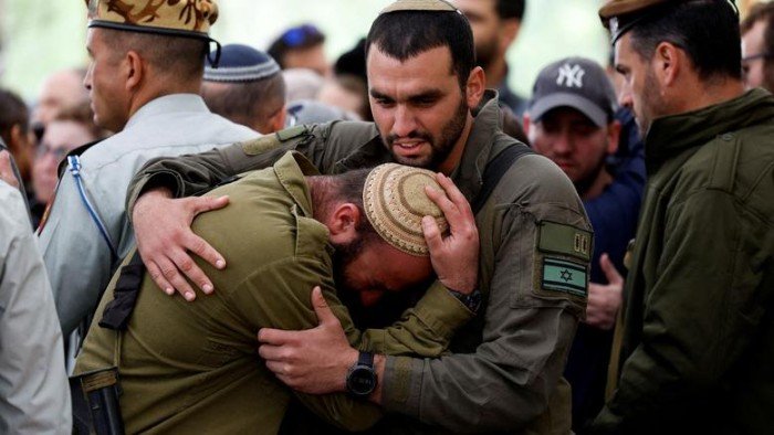 جيش الاحتلال الإسرائيلي يعترف بعجز كبير في أعداد جنوده و آلاف الاحتياطيين يعانون مشاكل نفسية جيش الاحتلال الإسرائيلي يعترف بعجز كبير في أعداد جنوده و آلاف الاحتياطيين يعانون مشاكل نفسية