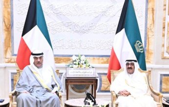 أمير الكويت يستقبل ولي العهد