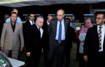 وزير الطيران المدني يشيد بكفاءة واحترافية المراقبين الجويين المصريين في مواجهة التحديات