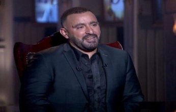 الفنان أحمد السقا يوجّه رسالة مؤثرة لابنته نادية في حفل تخرجها بحضور مها الصغير.. ماذا قال؟