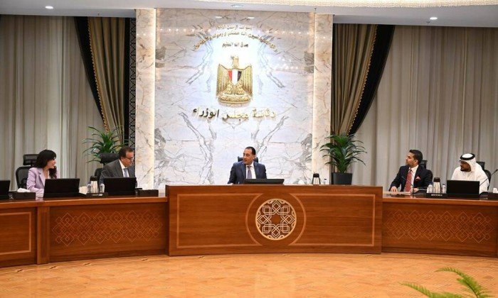 مصر تبحث مع "برجيل القابضة" الإماراتية التعاون في إدارة وحدة زرع النخاع بمستشفى الشيخ زايد مصر تبحث مع "برجيل القابضة" الإماراتية التعاون في إدارة وحدة زرع النخاع بمستشفى الشيخ زايد