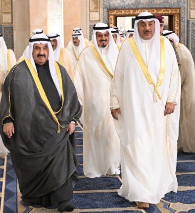 ولي عهد الكويت يؤدي صلاة عيد الأضحى المبارك في مسجد الدولة الكبير ولي عهد الكويت يؤدي صلاة عيد الأضحى المبارك في مسجد الدولة الكبير