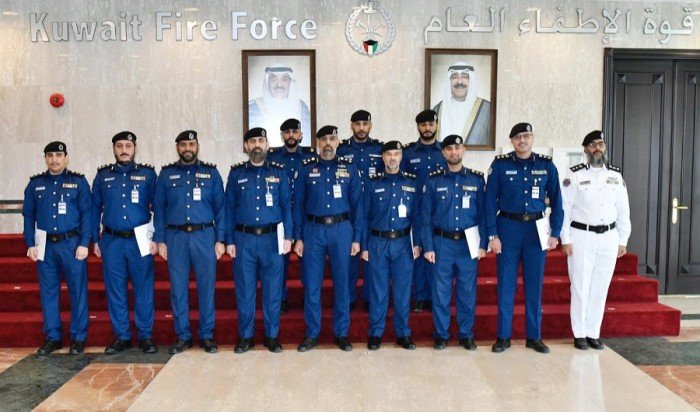 «الإطفاء الكويتية» تختتم دورة «القيادات في التدريب» لمنتسبي قطاع تنمية الموارد البشرية «الإطفاء الكويتية» تختتم دورة «القيادات في التدريب» لمنتسبي قطاع تنمية الموارد البشرية