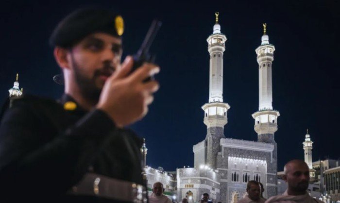 السعودية تواصل تقديم التسهيلات لضيوف الرحمن الإيرانيين السعودية تواصل تقديم التسهيلات لضيوف الرحمن الإيرانيين