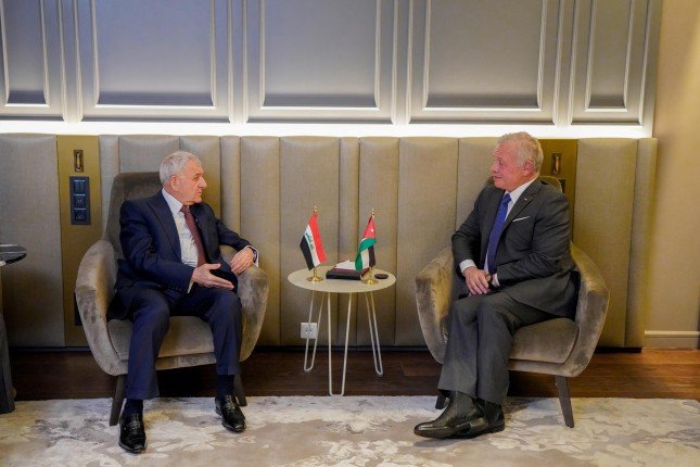 العراق والأردن يؤكدان أهمية دعم الشعب الفلسطيني في إقامة دولته المستقلة العراق والأردن يؤكدان أهمية دعم الشعب الفلسطيني في إقامة دولته المستقلة