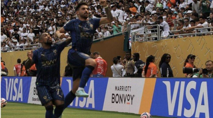 خزينة الهلال تنتعش بملايين الدولارات بعد تأهله لدور الـ 16 بمونديال الأندية خزينة الهلال تنتعش بملايين الدولارات بعد تأهله لدور الـ 16 بمونديال الأندية