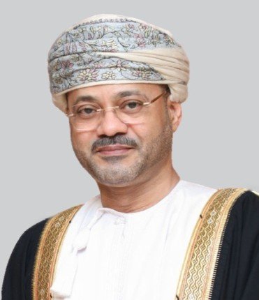 وزير الخارجية العماني: اتصالات مكثفة لاحتواء التوترات في المنطقة وزير الخارجية العماني: اتصالات مكثفة لاحتواء التوترات في المنطقة