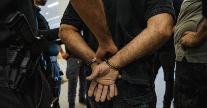 إيران تعتقل 22 شخصا بتهمة التجسس لصالح الكيان الإسرائيلي إيران تعتقل 22 شخصا بتهمة التجسس لصالح الكيان الإسرائيلي