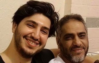 نجل الفنان فضل شاكر يُثير الجدل حول تعرض والده للظلم ويكشف عن مفاجأة قوية.. ماذا قال؟