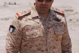 نائب رئيس الأركان العامة للجيش الكويتي يؤكد أهمية رفع درجات الجاهزية واليقظة في ظل المتغيرات المتسارعة