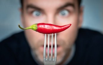هل تساعد الأطعمة الحارة في فقدان الوزن؟.. الخبراء يوضحون