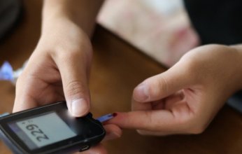 اختراق طبي واعد.. علاج تجريبي جديد يحرر مرضى السكري من الاعتماد على الأنسولين