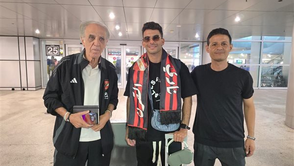 زيزو يصل إلى ميامي ليلحق ببعثة الأهلي استعدادًا لكأس العالم للأندية زيزو يصل إلى ميامي ليلحق ببعثة الأهلي استعدادًا لكأس العالم للأندية