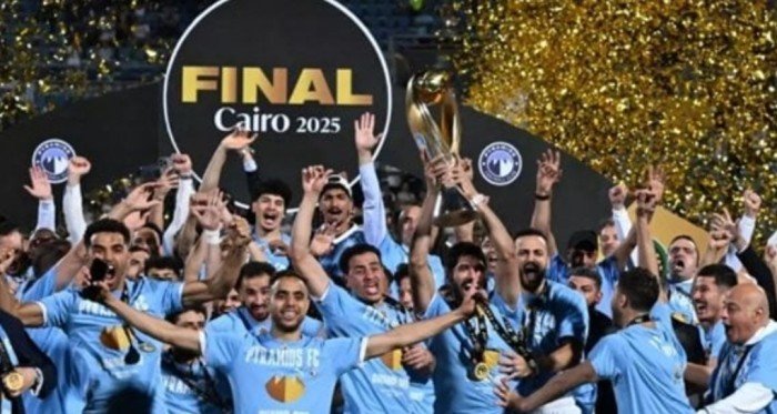 للمرة الأولى.. بيراميدز يحتل صدارة تصنيف الأندية العربية والإفريقية للمرة الأولى.. بيراميدز يحتل صدارة تصنيف الأندية العربية والإفريقية