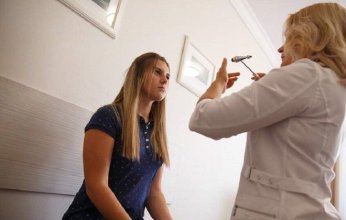 أعراض خفية وطرق اكتشاف مبكر: كيف يمكن التعرف على التصلب المتعدد قبل تفاقم الأعراض؟