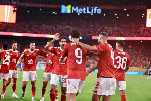 رغم التعادل برباعية.. الأهلي يودع منافسات كأس العالم للأندية رغم التعادل برباعية.. الأهلي يودع منافسات كأس العالم للأندية