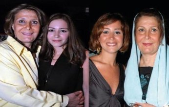 بالتفاصيل.. تطورات الحالة الصحية لزيزي مصطفى والدة منة شلبي