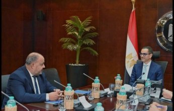 وزير الاستثمار يبحث مع ممثلى قطاع القطن سبل دعم الزراعة والتصدير