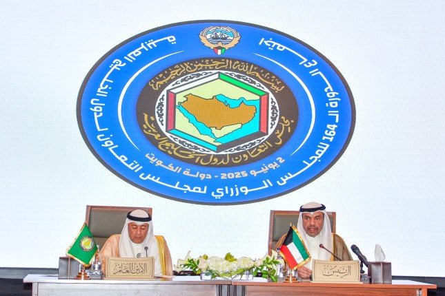 وزير خارجية الكويت: اجتماع المجلس الوزاري الخليجي يؤكد الالتزام بالوحدة وتعزيز التعاون المشترك وزير خارجية الكويت: اجتماع المجلس الوزاري الخليجي يؤكد الالتزام بالوحدة وتعزيز التعاون المشترك