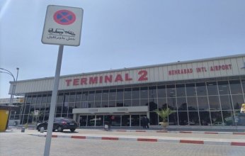 إيران تمدد إغلاق مجالها الجوي والاحتلال الإسرائيلي يعلّق حركة الطيران وسط تصاعد التوترات