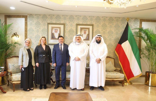 الكويت والأردن تبحثان فرص التعاون بمجال التدريب الصحي واستقدام الكوادر التمريضية الكويت والأردن تبحثان فرص التعاون بمجال التدريب الصحي واستقدام الكوادر التمريضية