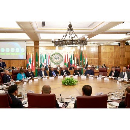 انطلاق فعاليات النسخة الثالثة للمؤتمر الدولي حول المناخ والبيئة بجامعة الدول العربية انطلاق فعاليات النسخة الثالثة للمؤتمر الدولي حول المناخ والبيئة بجامعة الدول العربية