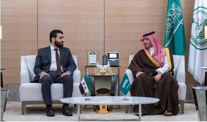 السعودية و سوريا تبحثان سبل تعزيز مسارات التعاون الأمني بين البلدين السعودية و سوريا تبحثان سبل تعزيز مسارات التعاون الأمني بين البلدين