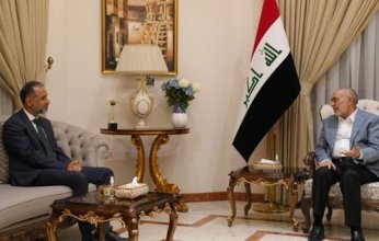 العراق وبريطانيا يؤكدان ضرورة العودة إلى المفاوضات الإيرانية الأمريكية