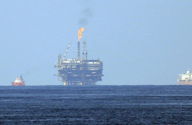 مصر تطمئن المواطنين بعد تعليق إمدادات الغاز من إسرائيل: لا تخفيف لأحمال الكهرباء مصر تطمئن المواطنين بعد تعليق إمدادات الغاز من إسرائيل: لا تخفيف لأحمال الكهرباء