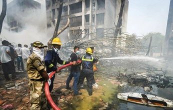 العثور على ناجيين من حادث تحطم طائرة ركاب في ولاية غوجارات الهندية