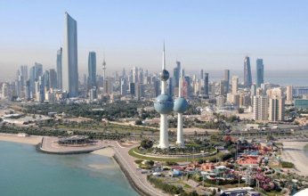 طقس الكويت المتوقع اليوم السبت.. شديد الحرارة نهاراً حار إلى مائل للحرارة ليلاً