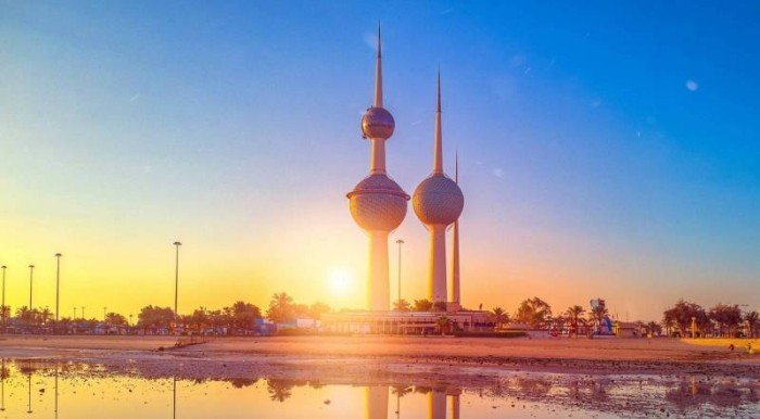 الأرصاد الجوية الكويتية: استمرار الرياح النشطة المثيرة للغبار اليوم الاثنين وتبدأ بالتحسن مساء الخميس الأرصاد الجوية الكويتية: استمرار الرياح النشطة المثيرة للغبار اليوم الاثنين وتبدأ بالتحسن مساء الخميس