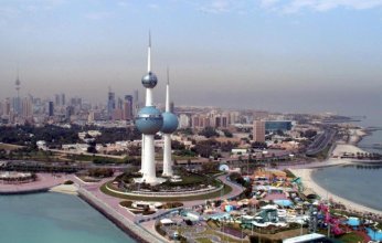 طقس الكويت المتوقع اليوم الاثنين.. حار خلال النهار مائل للحرارة ليلاً