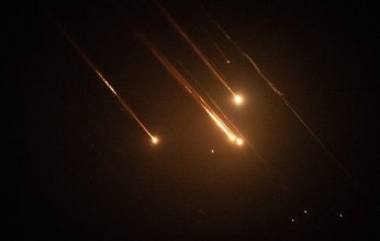 الجيش الإسرائيلي يدمر صواريخ "خرمشهر" وسط إيران