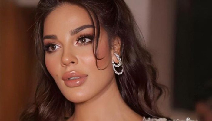 شاهد.. النجمة نادين نسيب نجيم تُظهر جمالها الطبيعي بلا فلتر شاهد.. النجمة نادين نسيب نجيم تُظهر جمالها الطبيعي بلا فلتر