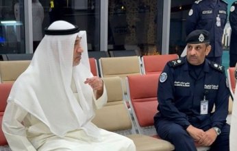 وزير الداخلية يتفقد مطار الكويت.. تسهيل وإنجاز معاملات المسافرين