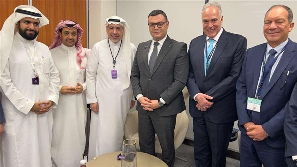 وزير الإسكان: نجحنا فى خلق صناديق استثمارية بين مصر والسعودية والإمارات وزير الإسكان: نجحنا فى خلق صناديق استثمارية بين مصر والسعودية والإمارات
