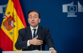 إسبانيا تدعو لفرض حظر تسليح على إسرائيل واستئناف المفاوضات النووية مع إيران