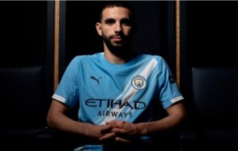 أول تعليق من آيت نوري بعد انتقاله إلى مانشستر سيتي