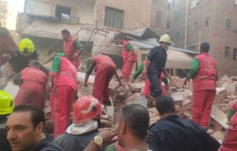 مصر.. 5 أسر تحت الركام وعمليات البحث عن ناجين مستمرة بعد انهيار عقارين بحدائق القبة