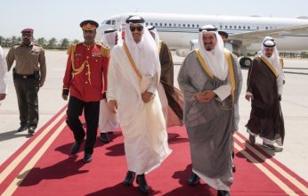 الكويت.. رئيس مجلس الوزراء وزير الخارجية بدولة قطر يصل البلاد