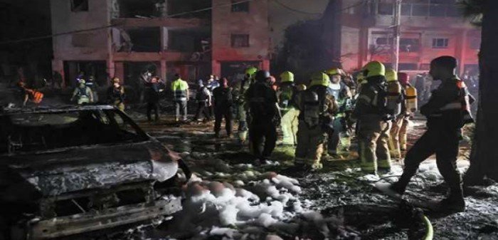 مقتل عدد من عناصر الأمن الإيرانى جراء هجوم اسرائيلى على نقطة تفتيش فى كاشان مقتل عدد من عناصر الأمن الإيرانى جراء هجوم اسرائيلى على نقطة تفتيش فى كاشان