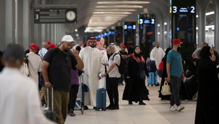المدينة المنورة تستقبل طلائع الحجاج المتعجلين المدينة المنورة تستقبل طلائع الحجاج المتعجلين
