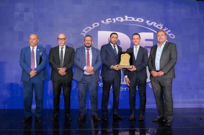"الرياض مصر" تشارك في ملتقى مطوري مصر بحضور مساعد وزير الإسكان "الرياض مصر" تشارك في ملتقى مطوري مصر بحضور مساعد وزير الإسكان